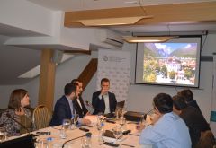 Pejë/Pe? Tourism Stakeholders Discuss Sector Development